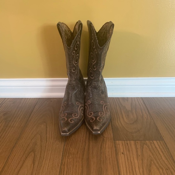 Ariat Shoes - Ariat Shellen Western Boot